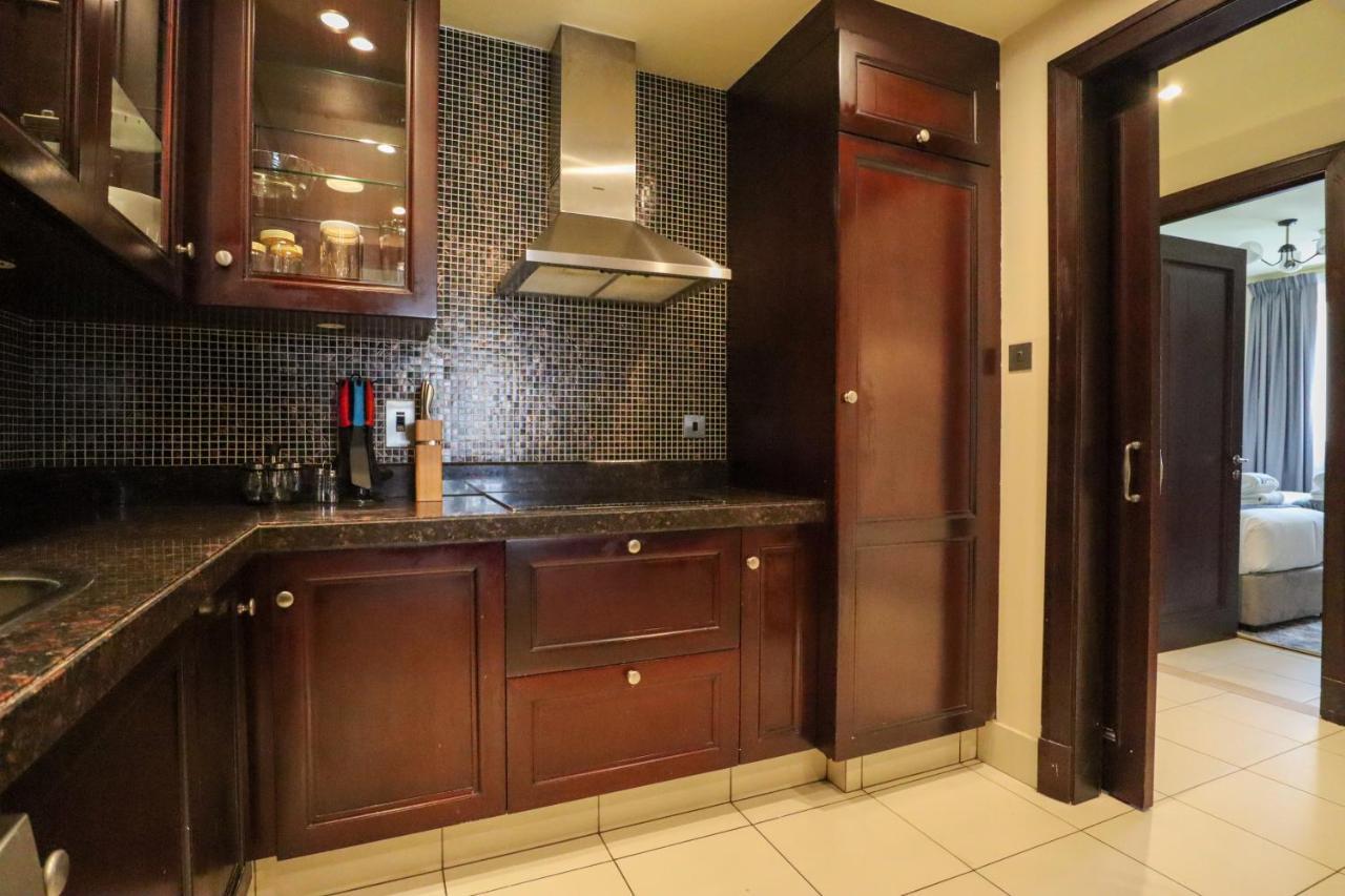 Апартаменты Higuests - Charming With Private Balcony Near Mall *